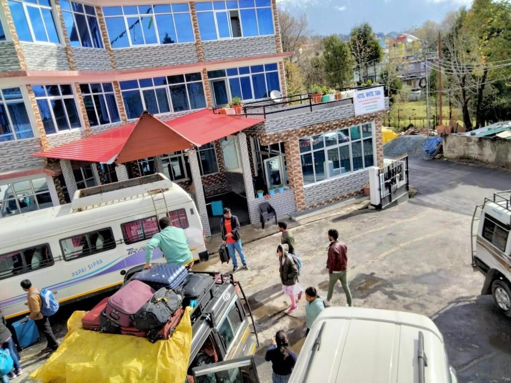 Hotel White Tara Tawang Bagian luar foto