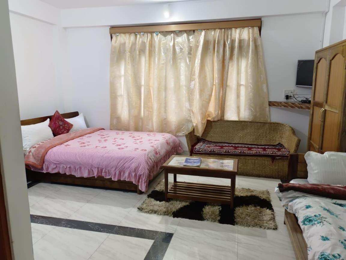 Hotel White Tara Tawang Bagian luar foto